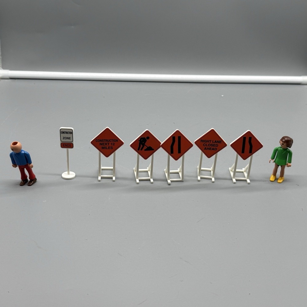 Walthers Faller Rocky Mountain Express Train Set Construction Signs Figures Lot